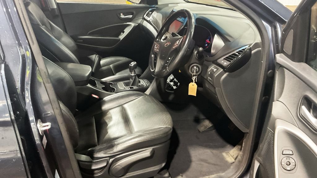 Used Hyundai Santa Fe 2014 for sale - 77370066: Photo 10