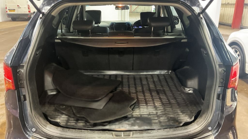 Used Hyundai Santa Fe 2014 for sale - 77370066: Photo 12