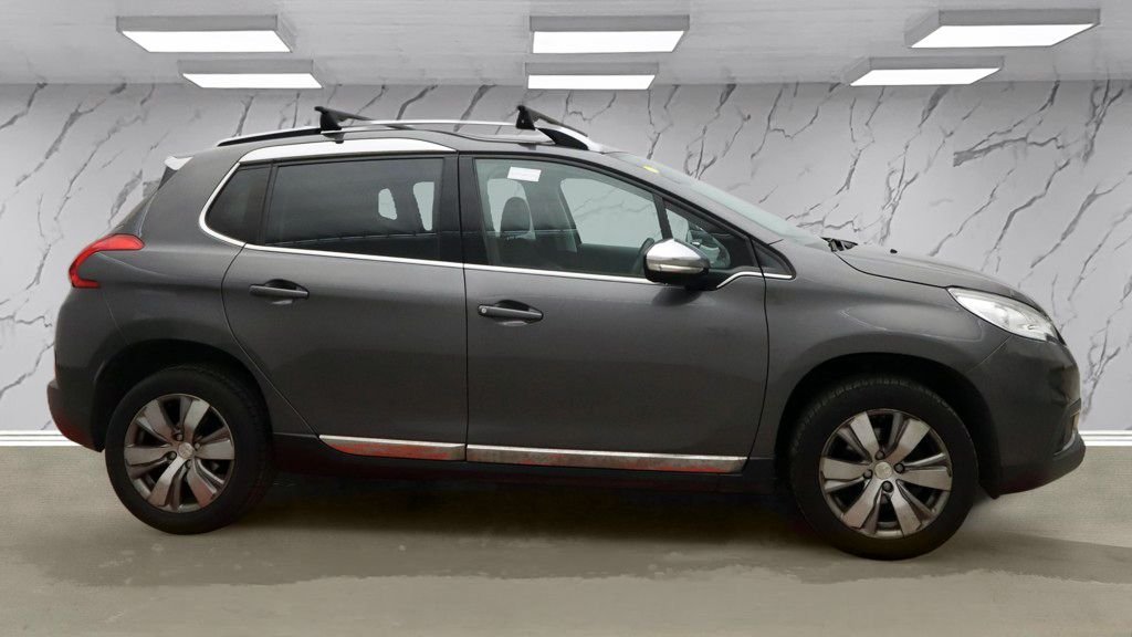 Used Peugeot 2008 2015 for sale - 77422345: Photo 8