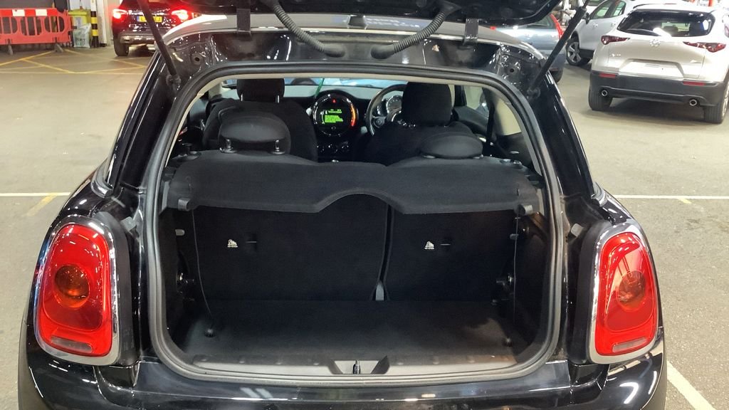 Used MINI Hatch 2018 for sale - 76821055: Photo 13