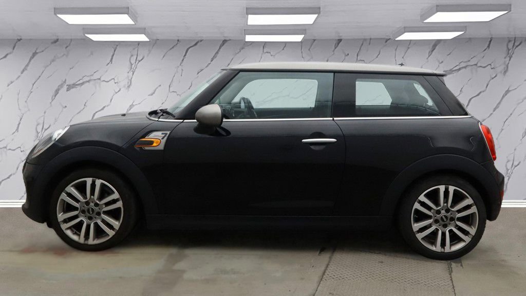 Used MINI Hatch 2018 for sale - 76821055: Photo 7