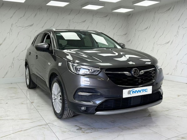 Used Vauxhall Grandland X 2018 for sale - 75630567: Photo 2