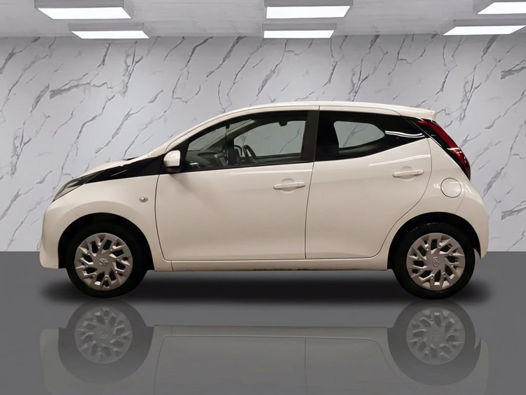 Used Toyota AYGO 2019 for sale - 77384103: Photo 8