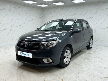 Used Dacia Sandero 2018 for sale - 76303784: Photo