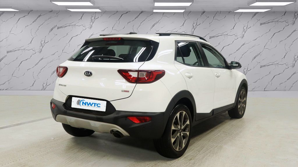 Used Kia Stonic 2018 for sale - 77422247: Photo 6