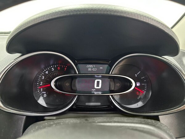 Used Renault Clio 2019 for sale - 75149761: Photo 16