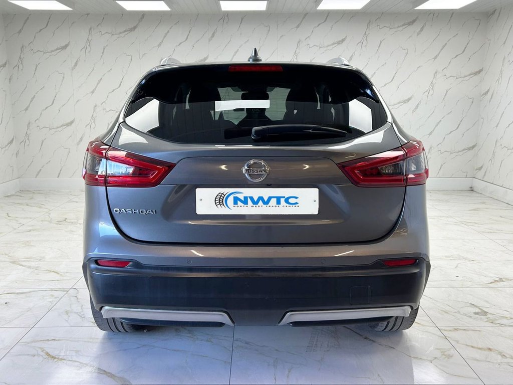 Used Nissan Qashqai 2017 for sale - 76739985: Photo 8