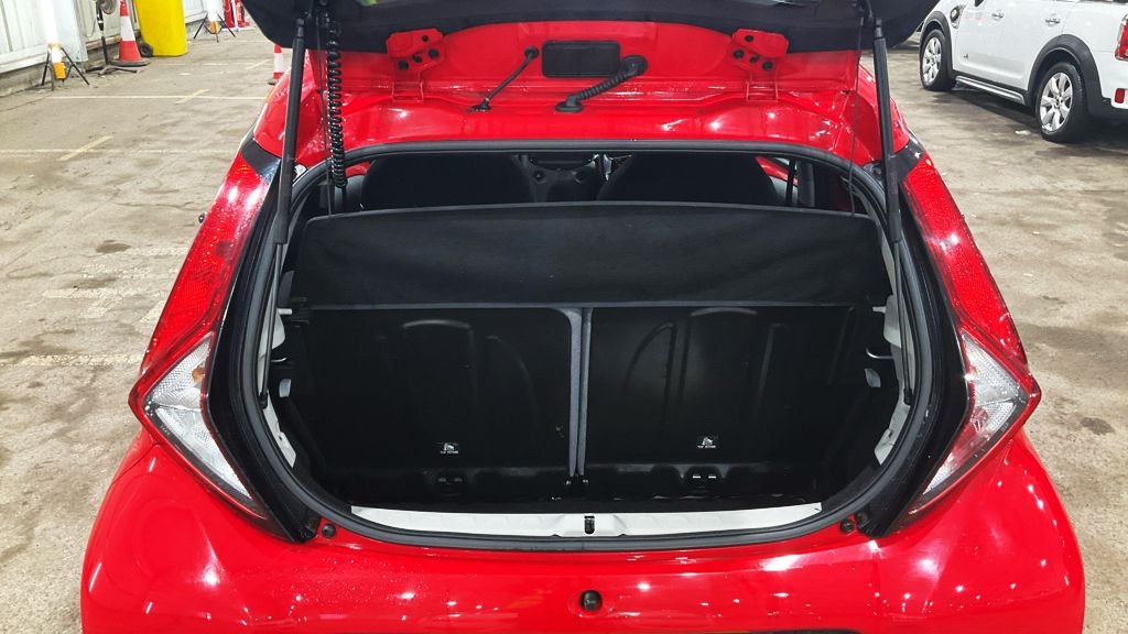 Used Toyota AYGO 2019 for sale - 77356583: Photo 14