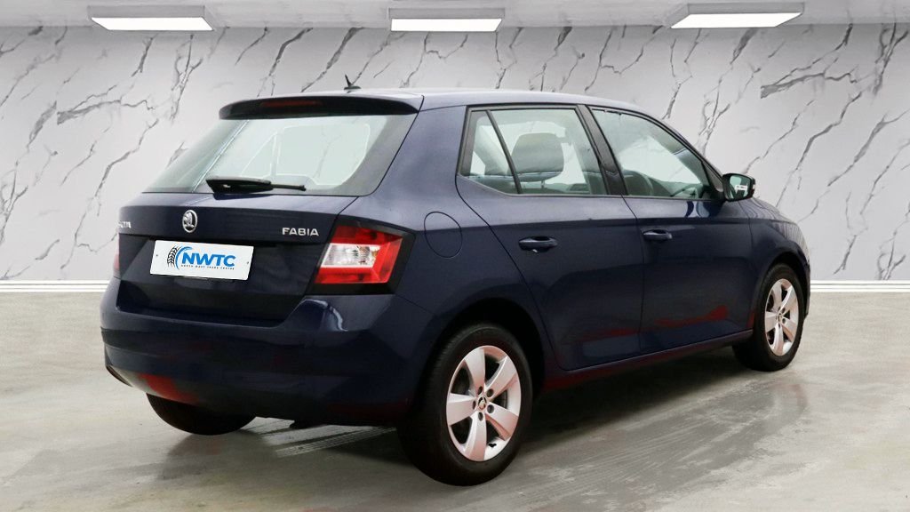 Used Skoda Fabia 2018 for sale - 76821012: Photo 4