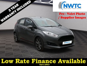 Used Ford Fiesta 2016 for sale - 76105848: Photo 2