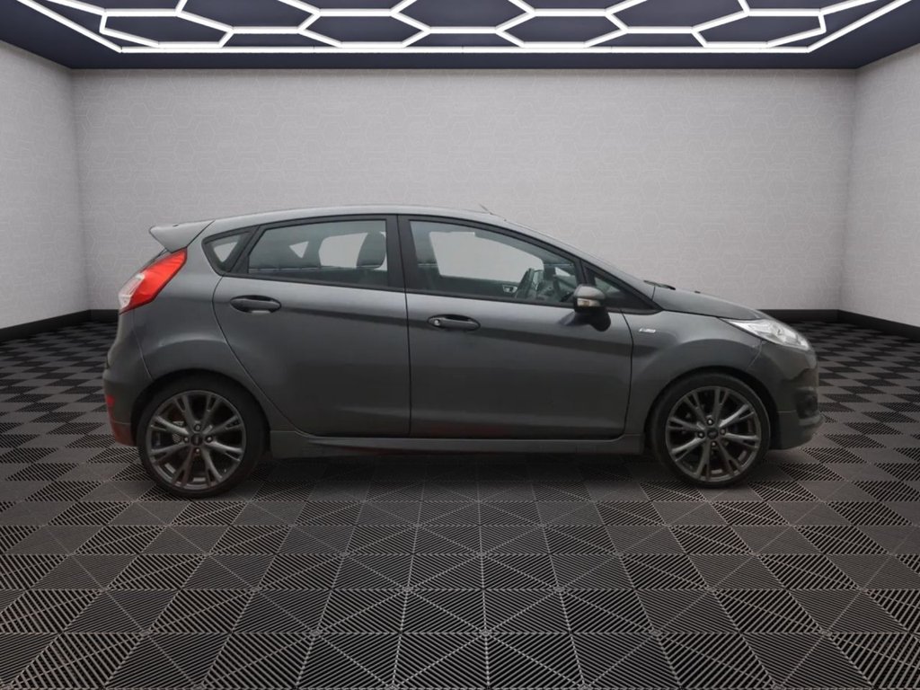 Used Ford Fiesta 2016 for sale - 76105848: Photo 6