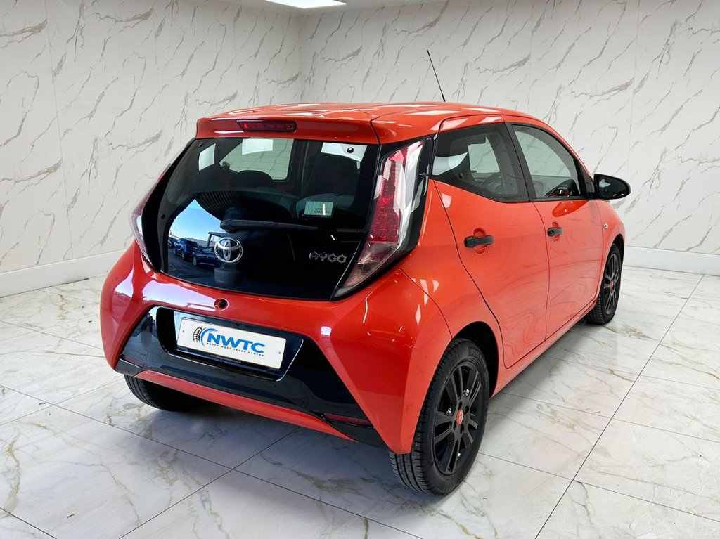 Used Toyota AYGO 2015 for sale - 76820314: Photo 9