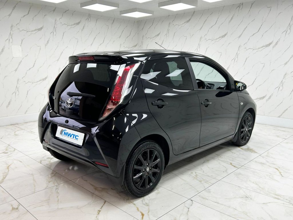 Used Toyota AYGO 2018 for sale - 76724188: Photo 6