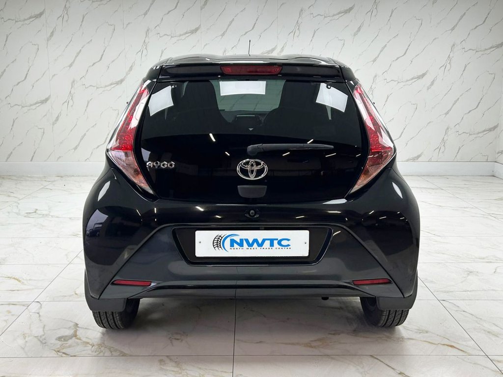 Used Toyota AYGO 2018 for sale - 76724188: Photo 8