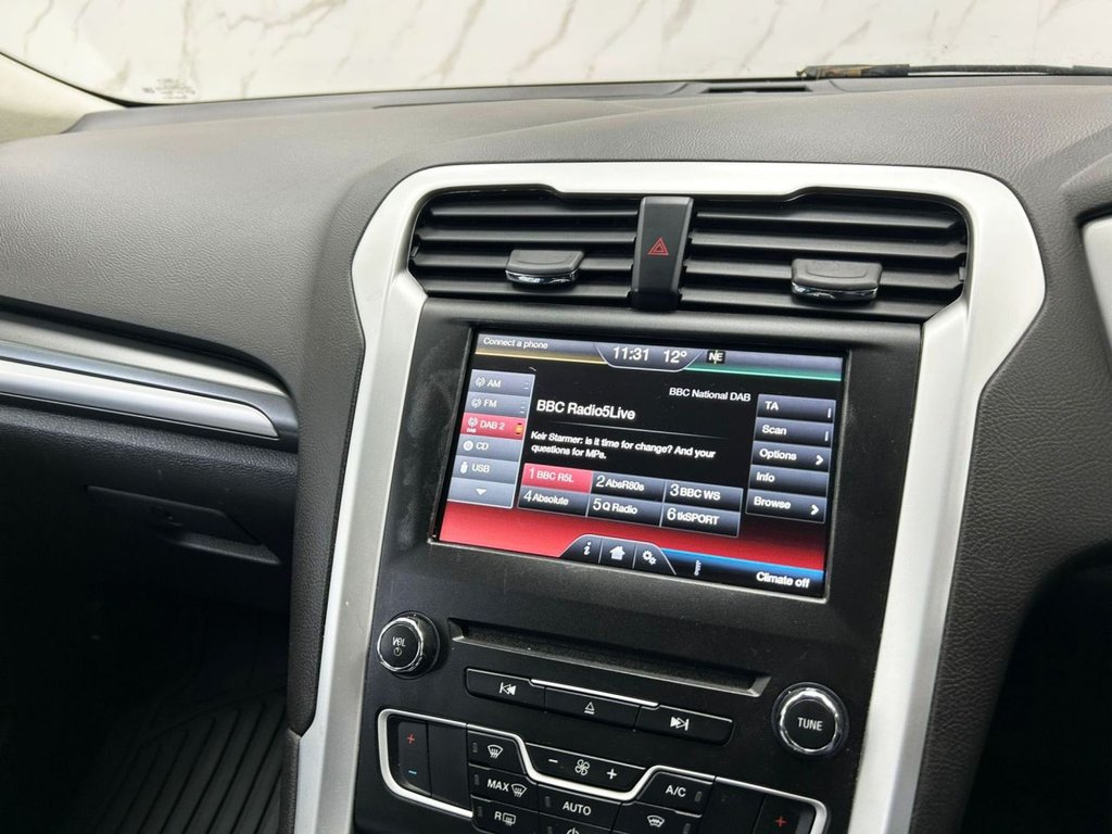 Used Ford Mondeo 2015 for sale - 76909931: Photo 16