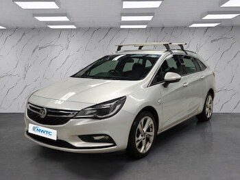 Used Vauxhall Astra 2017 for sale - 77370090: Photo