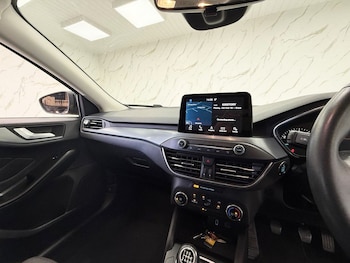 Used Ford Focus 2019 for sale - 78758388: Photo