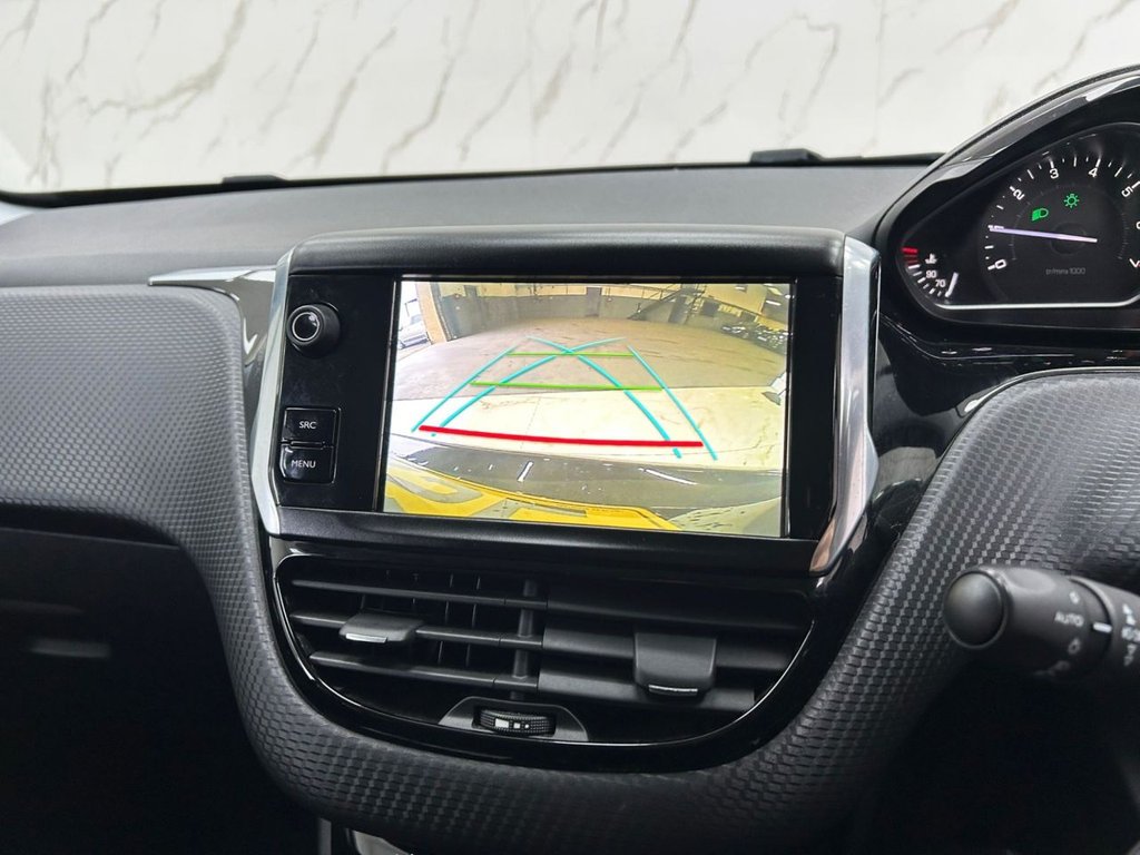 Used Peugeot 208 2018 for sale - 76323435: Photo 15