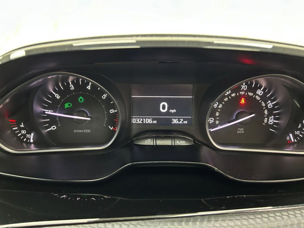 Used Peugeot 208 2018 for sale - 76323435: Photo 18