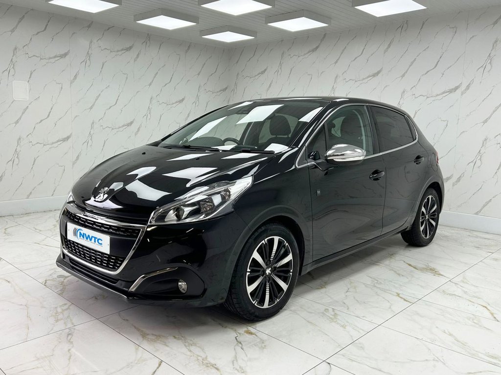 Used Peugeot 208 2018 for sale - 76323435: Photo 5