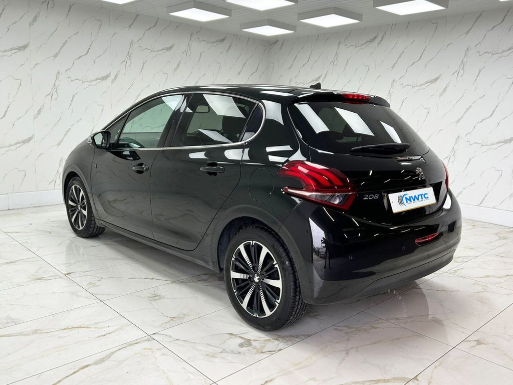 Used Peugeot 208 2018 for sale - 76323435: Photo 6