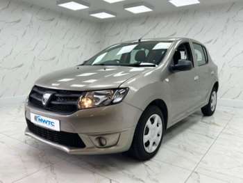 Used Dacia Sandero 2015 for sale - 74647922: Photo