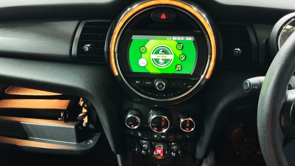 Used MINI Hatch 2018 for sale - 76901154: Photo 7