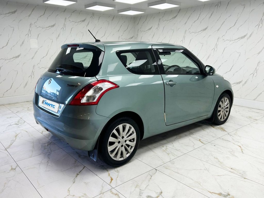 Used Suzuki Swift 2012 for sale - 76546780: Photo 10
