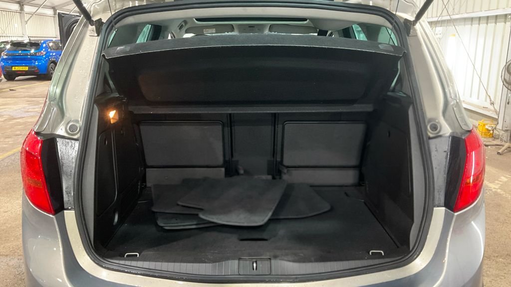 Used Vauxhall Meriva 2016 for sale - 77328352: Photo 14