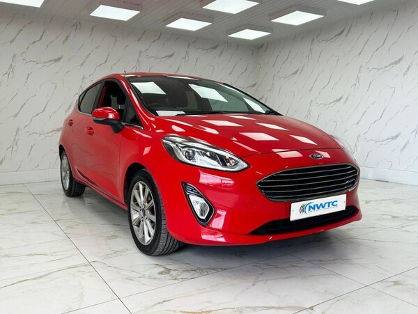 Used Ford Fiesta 2017 for sale - 75630570: Photo 2
