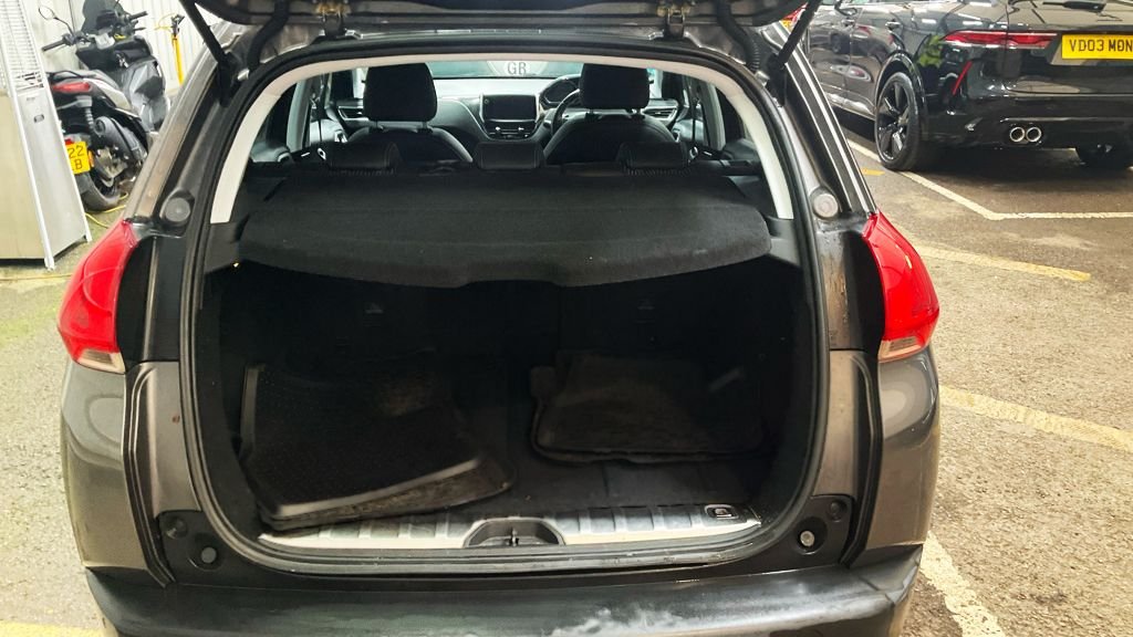 Used Peugeot 2008 2015 for sale - 78082575: Photo 13