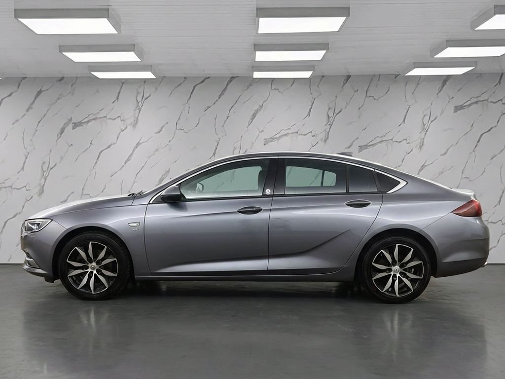 Used Vauxhall Insignia 2017 for sale - 77384185: Photo 7