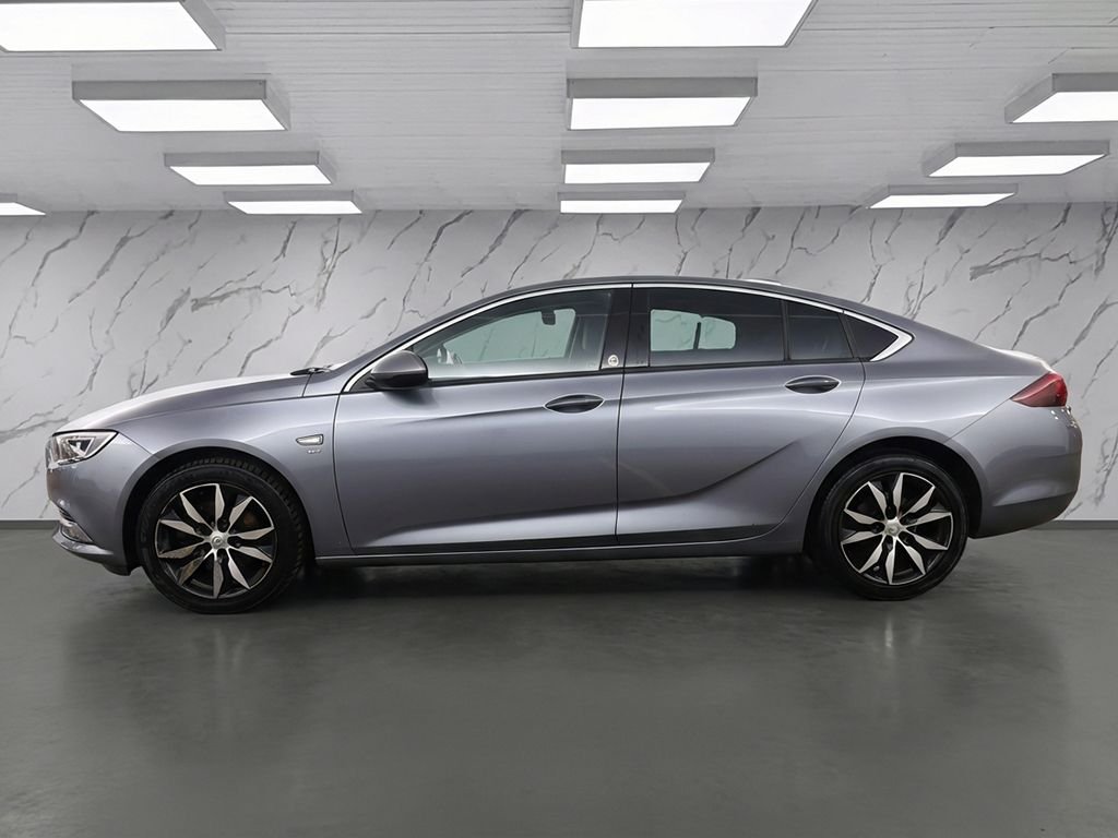 Used Vauxhall Insignia 2017 for sale - 77384185: Photo 8