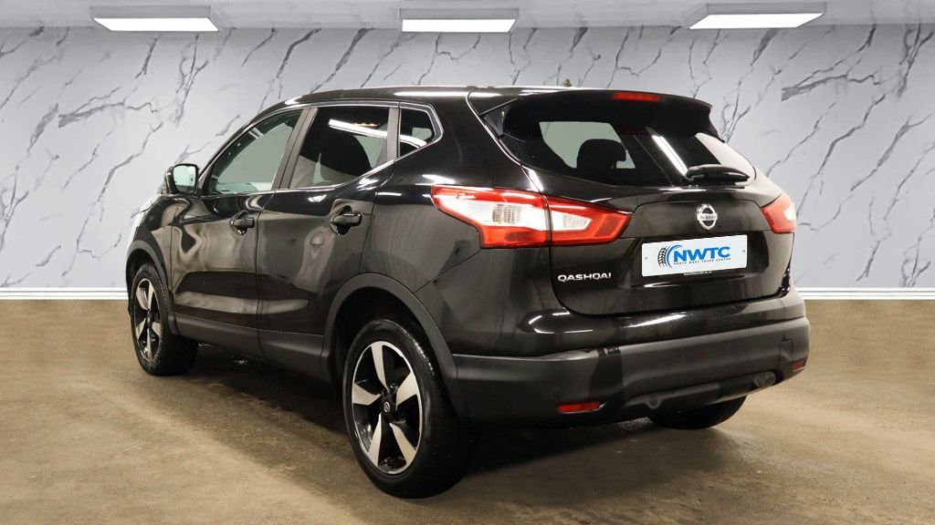 Used Nissan Qashqai 2015 for sale - 77835997: Photo 6