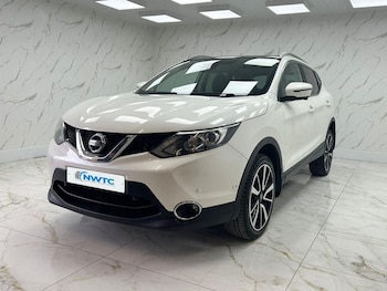 Used Nissan Qashqai 2016 for sale - 76105907: Photo 4