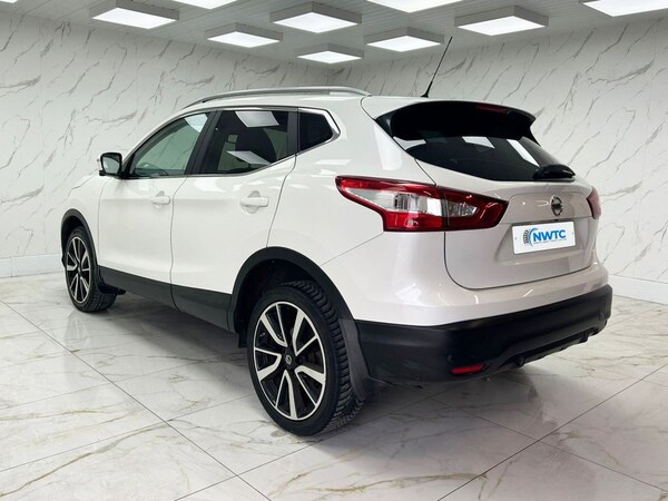 Used Nissan Qashqai 2016 for sale - 76105907: Photo 6