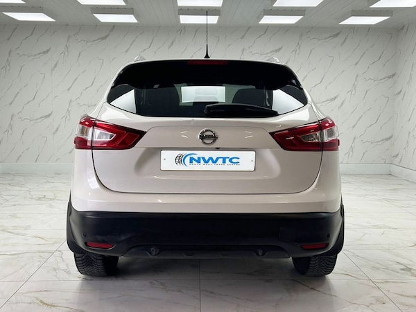 Used Nissan Qashqai 2016 for sale - 76105907: Photo 8