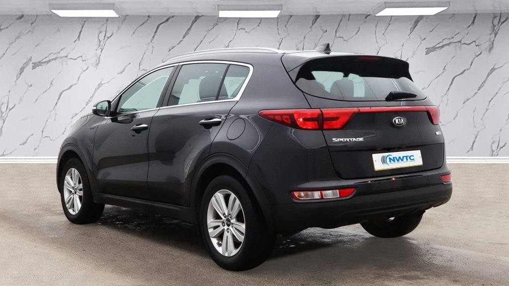 Used Kia Sportage 2018 for sale - 76792275: Photo 3
