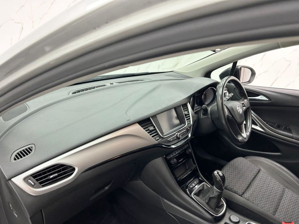 Used Vauxhall Astra 2021 for sale - 76654949: Photo 13