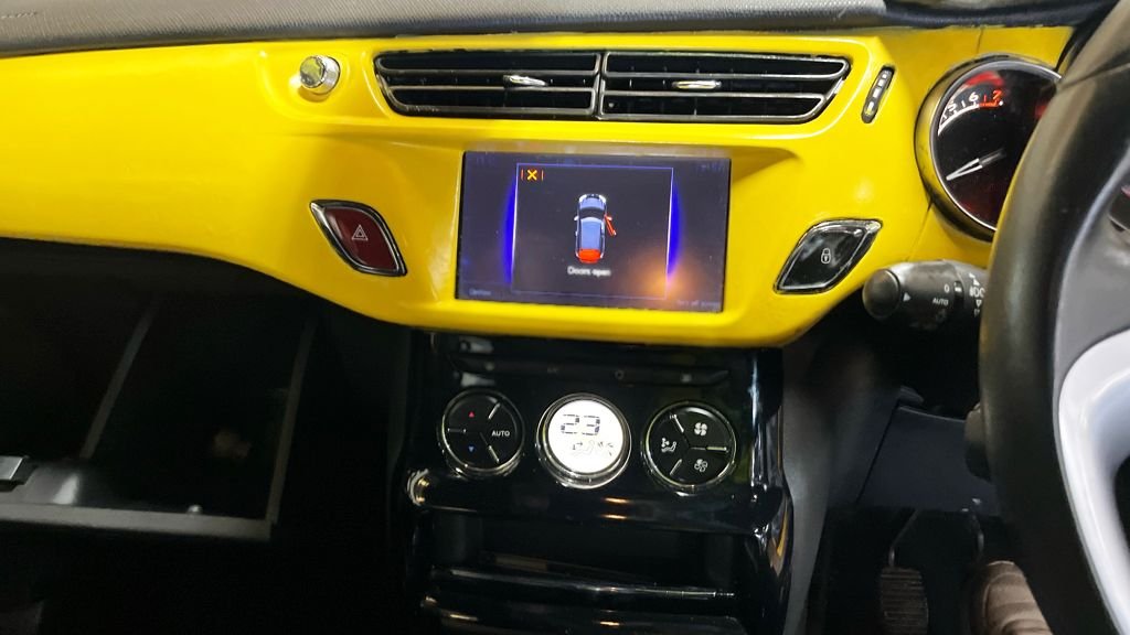 Used DS Automobiles DS 3 2016 for sale - 77836115: Photo 10