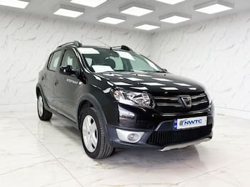 Used Dacia Sandero Stepway 2016 for sale - 79518411: Photo