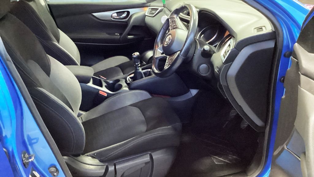 Used Nissan Qashqai 2018 for sale - 76654931: Photo 10