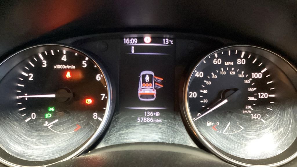 Used Nissan Qashqai 2018 for sale - 76654931: Photo 9