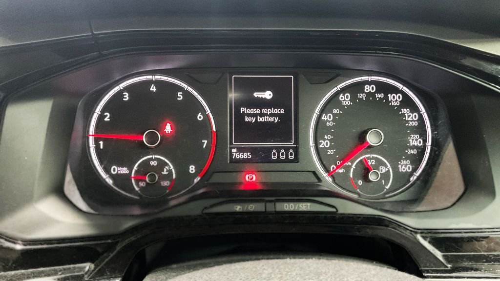 Used Volkswagen Polo 2018 for sale - 77667706: Photo 11