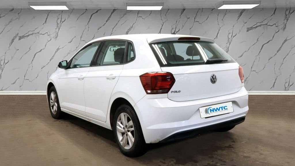 Used Volkswagen Polo 2018 for sale - 77667706: Photo 6