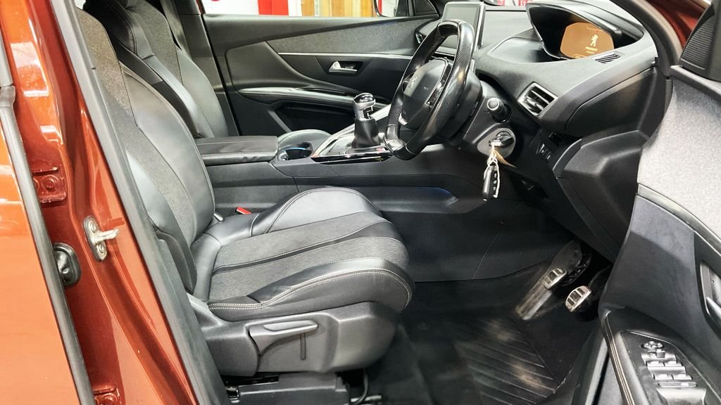 Used Peugeot 3008 2018 for sale - 76821039: Photo 10