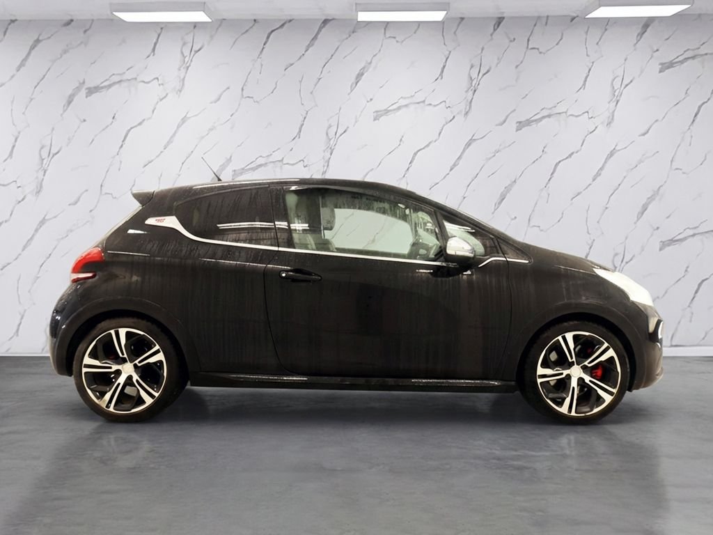 Used Peugeot 208 2016 for sale - 77384186: Photo 7