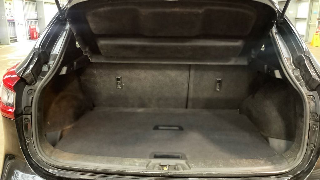 Used Nissan Qashqai 2018 for sale - 77287954: Photo 13