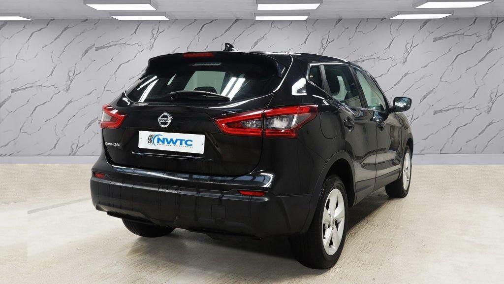 Used Nissan Qashqai 2018 for sale - 77287954: Photo 5