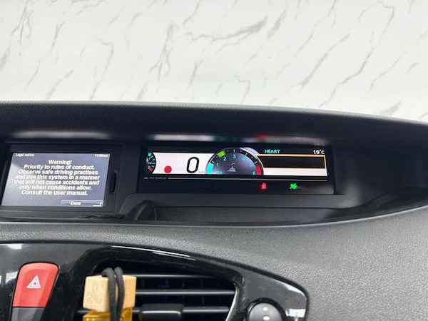 Used Renault Scenic 2011 for sale - 76132126: Photo 15